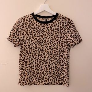 H&M Divided Leopard print T shirt Blouse SMALL